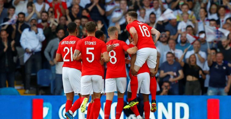 ALINEACIÓN | Inglaterra y Túnez eligen sus 22 guerreros por los 3 primeros puntos
