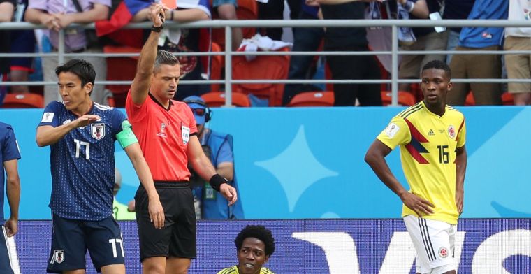 Llega la primera expulsión del Mundial; 'La Roca' Sánchez ve la roja directa