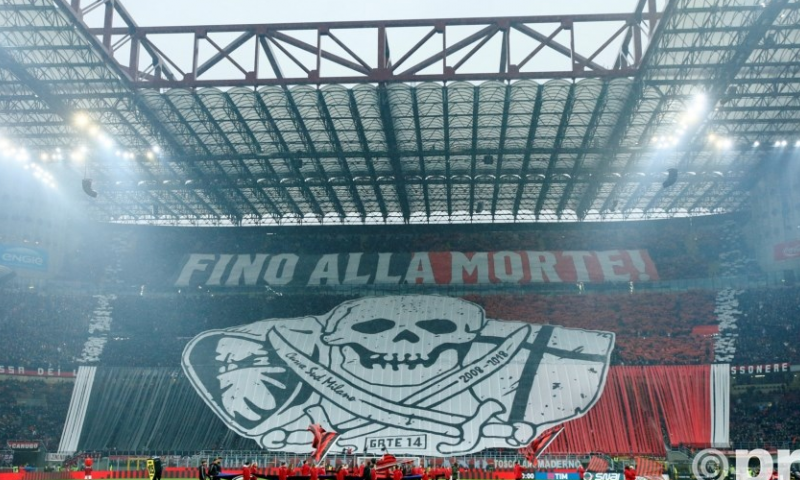 'Keiharde straf voor AC Milan: boete van 30 miljoen en geen Europees voetbal' Afbeelding: 'Keiharde straf voor AC Milan: boete van 30 miljoen en geen Europees voetbal'