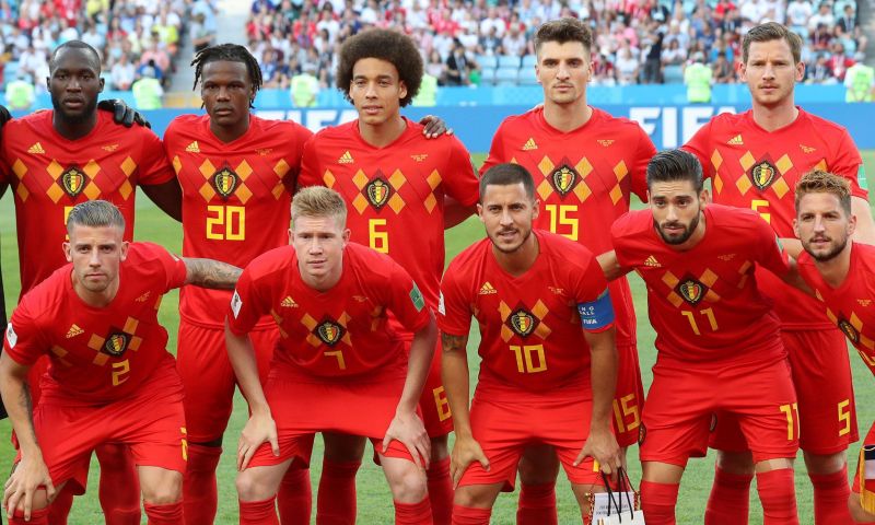 De elf: Martinez schenkt vertrouwen, (een beetje) opletten voor gele kaarten Afbeelding: De elf: Martinez schenkt vertrouwen, (een beetje) opletten voor gele kaarten