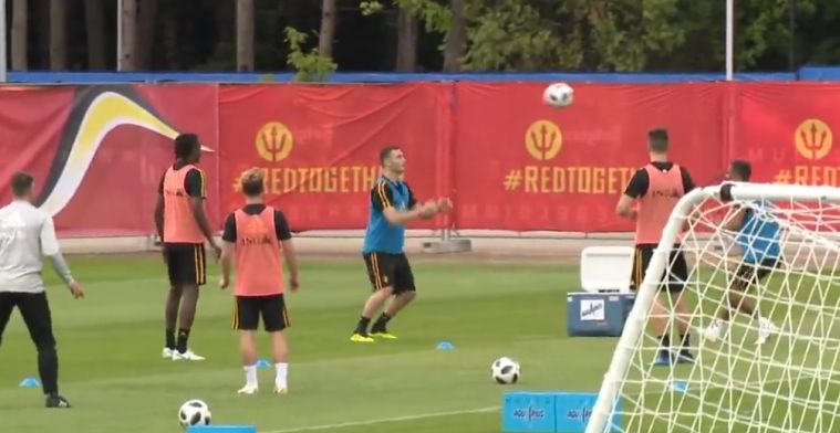 Lol op training van België: Vermaelen verprutst 'prullenbak-challenge'