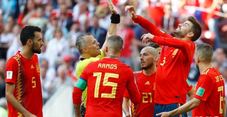 Van Hanegem laakt 'fouten' Kuipers en Makkelie op WK: 'Het beviel mij niet'