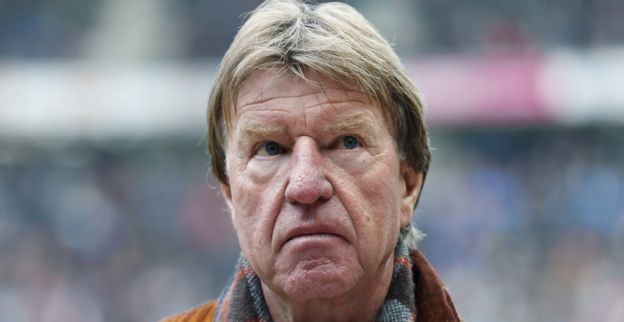 De Mos: Als ik hem was zou ik drie jaar lang bij PSV blijven