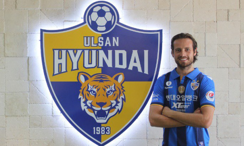 OFFICIEEL: Manchester City stuurt ex-speler van AA Gent naar Zuid-Korea Afbeelding: OFFICIEEL: Manchester City stuurt ex-speler van AA Gent naar Zuid-Korea