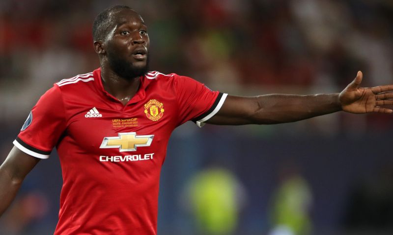 Fanshop Manchester United gaat compleet de mist in met shirtverkoop 'Lakaku' Afbeelding: Fanshop Manchester United gaat compleet de mist in met shirtverkoop 'Lakaku'