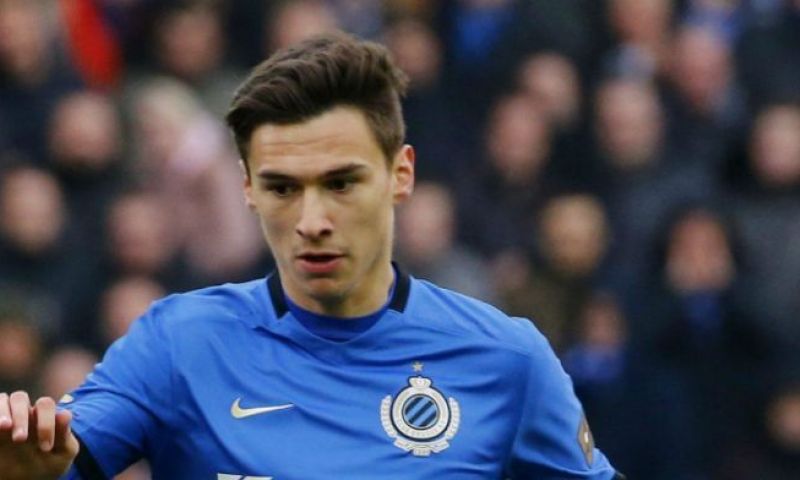 AZ heeft beet en presenteert Roemeen: Afbeelding: AZ heeft beet en presenteert Roemeen: