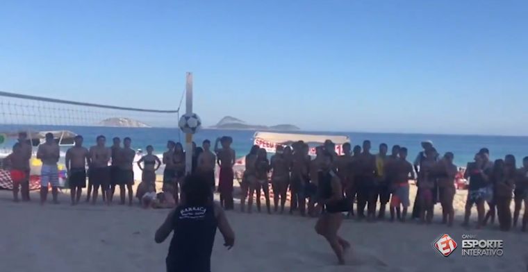 VÍDEO | Marcelo disfruta en las playas de Brasil jugando a futvolley