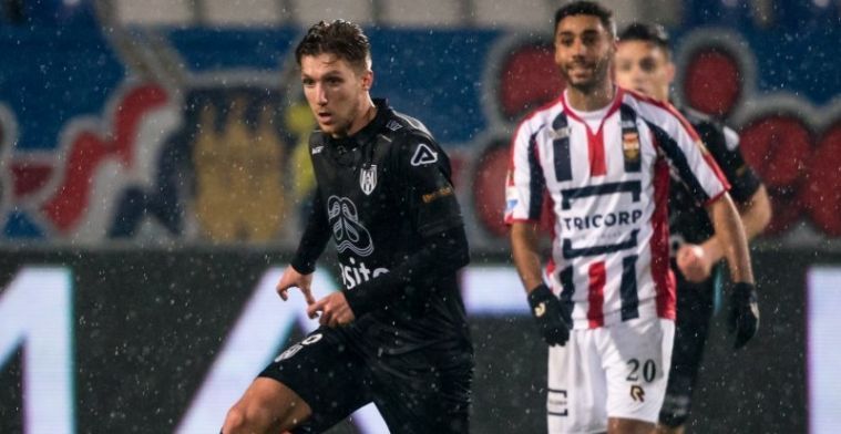 Eindhovens Dagblad: VVV vindt opvolger Leemans op training Jong PSV