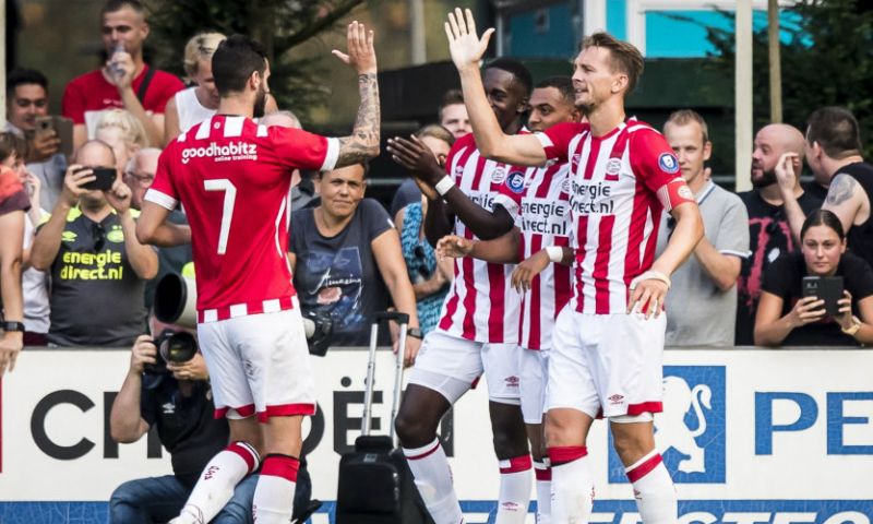 PSV slaat diep in de tweede helft genadeloos toe en boekt grote oefenzege Afbeelding: PSV slaat diep in de tweede helft genadeloos toe en boekt grote oefenzege