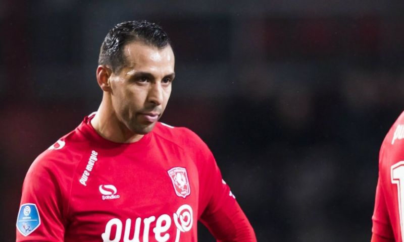 El Hamdaoui hangt kicksen per direct aan de wilgen en wordt technisch directeur Afbeelding: El Hamdaoui hangt kicksen per direct aan de wilgen en wordt technisch directeur