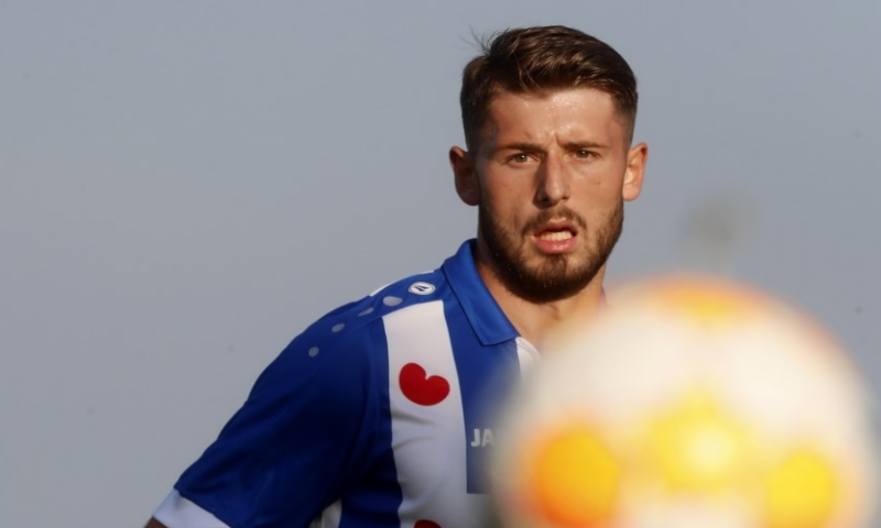 Update: VI 'bevestigt' interesse in Heerenveen-speler Zeneli: 'Speelt al tijdje' Afbeelding: Update: VI 'bevestigt' interesse in Heerenveen-speler Zeneli: 'Speelt al tijdje'