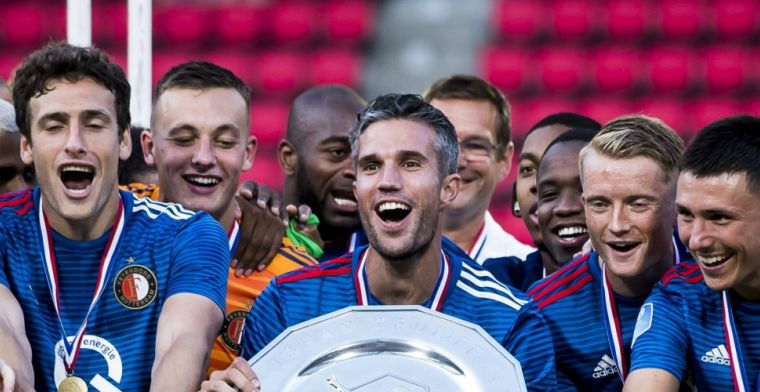 Feyenoord met jonge groep naar Slowakije: Van Persie haakt af, ook geen Botteghin