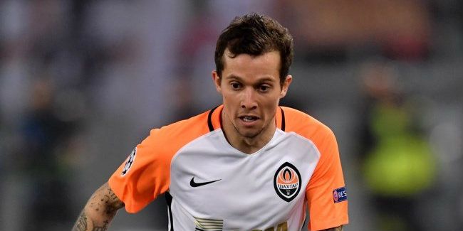 OFFICIEEL: Everton troeft Chelsea en Milan af en contracteert Braziliaan
