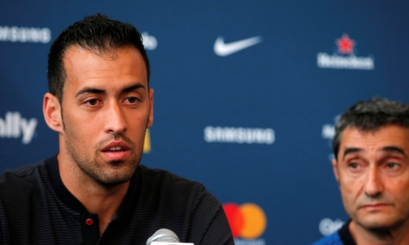 'Busquets tekent nieuw contract bij Barcelona en krijgt flinke salarisverhoging' Afbeelding: 'Busquets tekent nieuw contract bij Barcelona en krijgt flinke salarisverhoging'