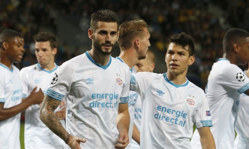 PSV op rand van Champions League-deelname na knappe winst in Wit-Rusland