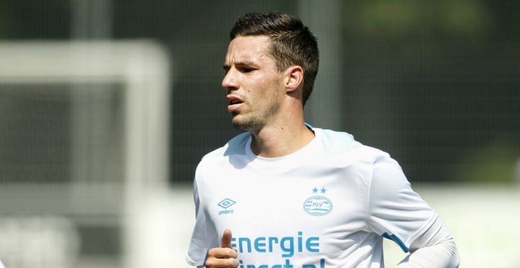 Viergever geniet van PSV-talenten: 'Hopelijk blijven ze wat langer in Nederland'