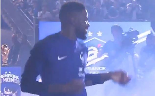 Umtiti steelt de show in Frankrijk met dansje en de wereldbeker