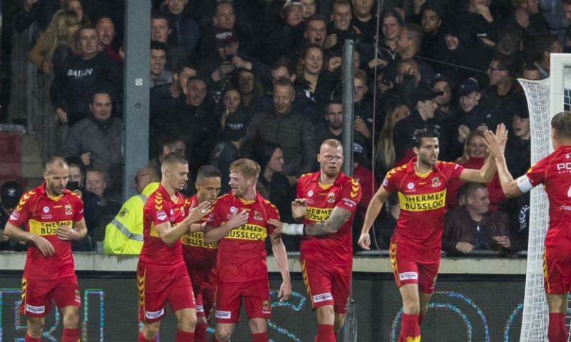 Go Ahead koploper Keuken Kampioen Divisie, duur puntenverlies titelkandidaten Afbeelding: Go Ahead koploper Keuken Kampioen Divisie, duur puntenverlies titelkandidaten