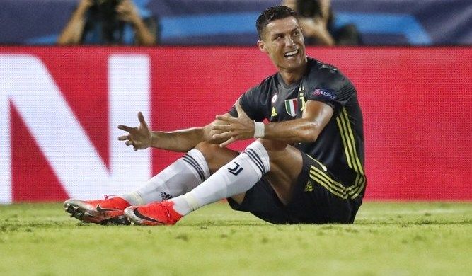 En Italia atizan a los árbitros y el Madrid: “CR7 no tiene la misma protección