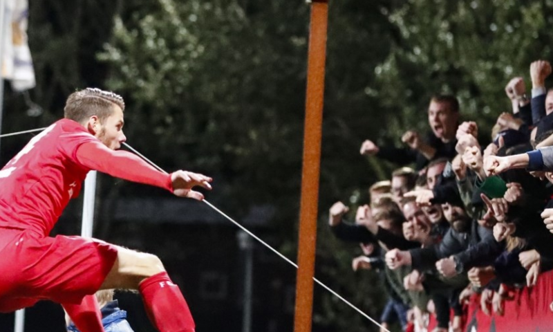 'Ik heb het gevoel dat het publiek van FC Twente me weer accepteert' Afbeelding: 'Ik heb het gevoel dat het publiek van FC Twente me weer accepteert'