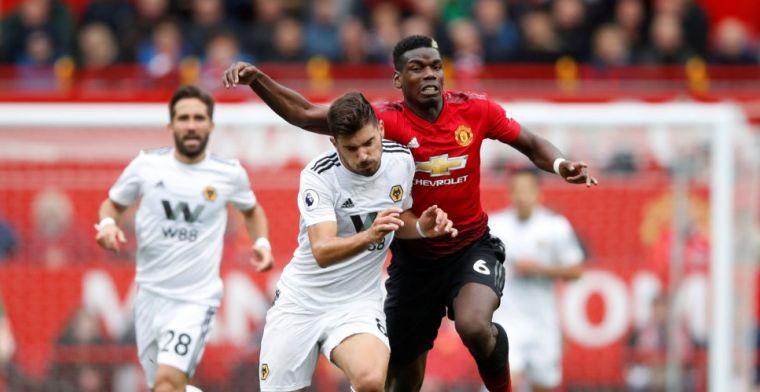 United struikelt over promovendus en ziet Liverpool en City weglopen