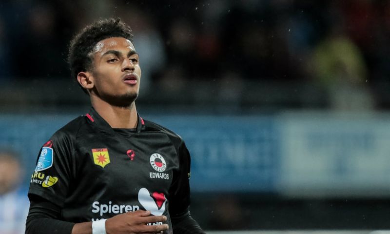 'Mini-Messi' maakt indruk: 'Wil hem als teamgenoot bijna een rotschop geven' Afbeelding: 'Mini-Messi' maakt indruk: 'Wil hem als teamgenoot bijna een rotschop geven'