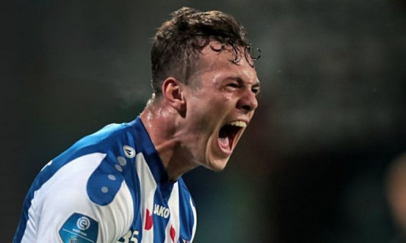 Lovende woorden voor scorende Heerenveen-invaller: 'Dan wordt hij een hele grote' Afbeelding: Lovende woorden voor scorende Heerenveen-invaller: 'Dan wordt hij een hele grote'