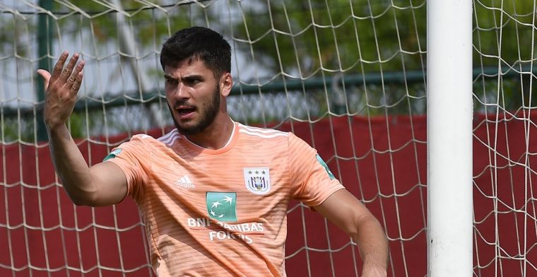 OUCH! Geblesseerde RSCA-speler langer uit door... een brandwonde door ijs