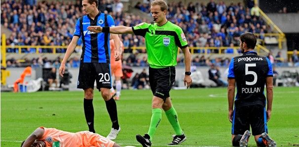 Wat met de Belgische competitie? 'Betrokken clubs uit 1A riskeren uitsluiting'