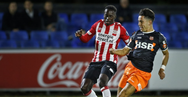 KNVB grijpt in en straft spugende Teze alsnog: 'Laagste wat je kunt doen'