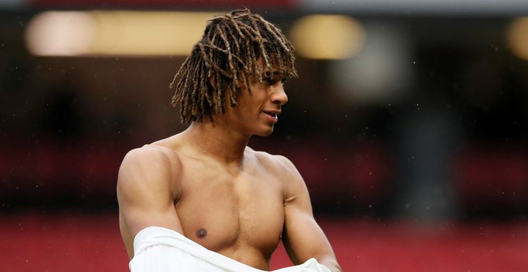 'Chelsea kan Aké door 'gentleman's agreement' voor tientallen miljoenen inlijven'