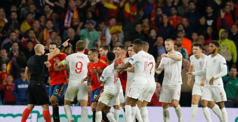 Engeland verbijstert Spanje in eigen huis: Sterling scoort weer na drie jaar