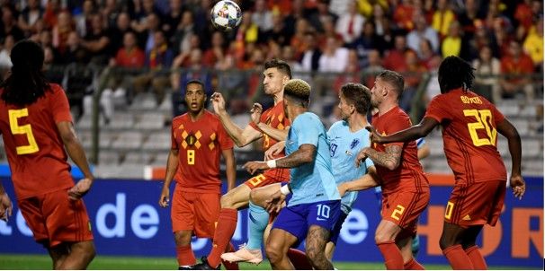 Hoongelach bij Nederlandse fans: Zou hij iets met matchfixing te maken hebben?