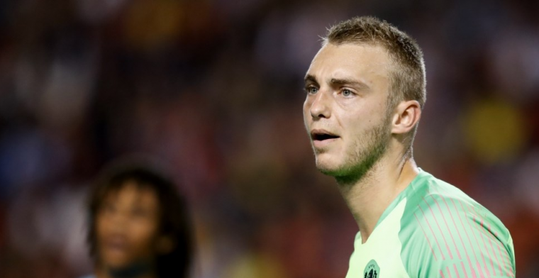 Cillessen: 'Ik weet het, maar ik ben blij dat Koeman dat niet zo ziet'