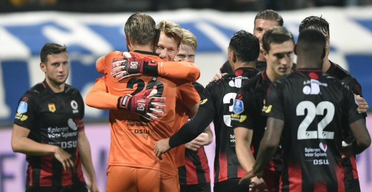 Onverwachte penaltyheld in Rotterdam: Laat ze maar even wachten daar