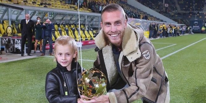 Heerlijk interview met Rutjes junior: 'Papa beter dan Messi? Dat ligt eraan...'