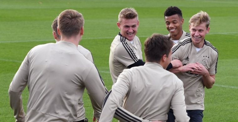 Jansen: Dan is de vraag of Ajax meewerkt. Ik denk dat ze moeten