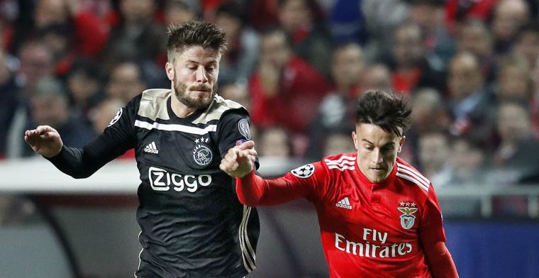 'Vechtend, knokkend, beukend' Ajax pakt punt: 'De emoties kwamen eruit'