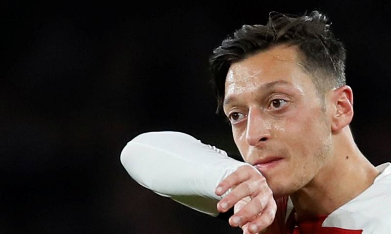 'Krankzinnige aanbiedingen voor Özil: één miljoen per week (!) afgeslagen' Afbeelding: 'Krankzinnige aanbiedingen voor Özil: één miljoen per week (!) afgeslagen'