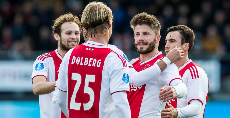 Van Halst prijst Ajacied: Zijn kleine ego is misschien wel het belangrijkste