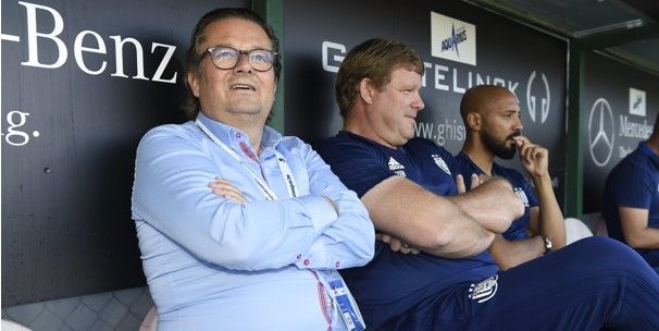 'Verhitte discussie tussen Vanhaezebrouck en Coucke blijkt communicatiefout'