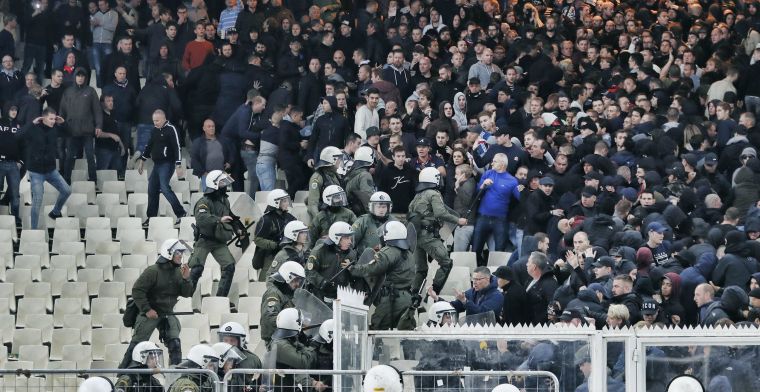 Ajax-fans doen verhaal: 'Er hadden wel tien mensen in de hens kunnen staan'