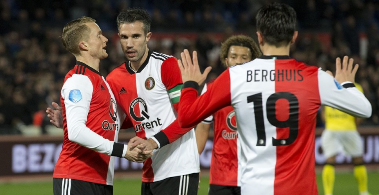 Feyenoord verslaat VVV-Venlo eenvoudig in verlichte Kuip