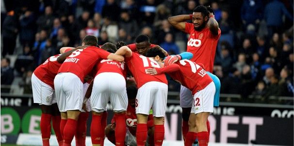 'Turkse topclub wil naast Emond nog een Standard-speler in huis halen'