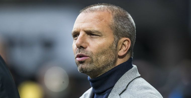 Steijn laat zoon bij achterstand debuteren: 'Anders kan 'ie heel lang wachten'