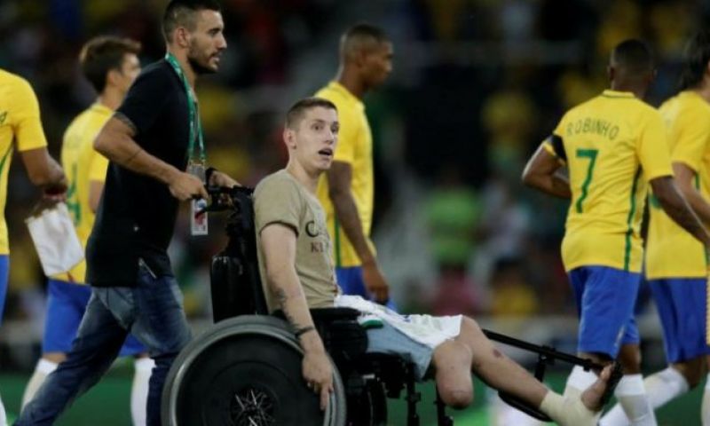 Indrukwekkend verhaal van overlevenden Chapecoense-ramp: 'Jezus, U bent de piloot' Afbeelding: Indrukwekkend verhaal van overlevenden Chapecoense-ramp: 'Jezus, U bent de piloot'