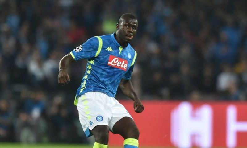 'Manchester United wil Van Dijk-record breken, duel Liverpool-Napoli bepalend' Afbeelding: 'Manchester United wil Van Dijk-record breken, duel Liverpool-Napoli bepalend'