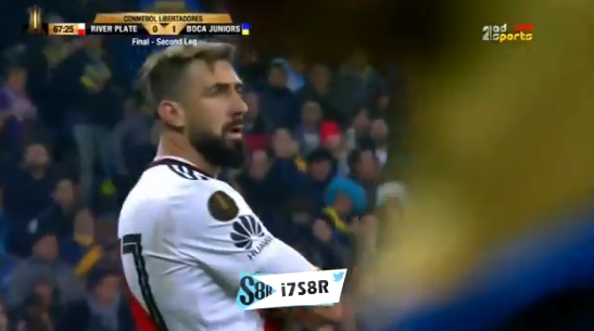 River Plate maakt gelijk tegen Boca Juniors; prachtige treffer
