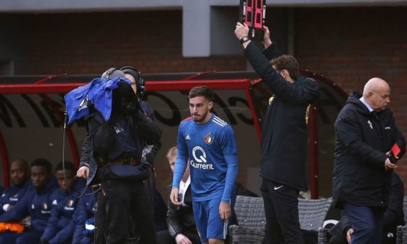 'Hij werd niet voor niets naar Feyenoord gehaald, snel gegaan met die jongen' Afbeelding: 'Hij werd niet voor niets naar Feyenoord gehaald, snel gegaan met die jongen'