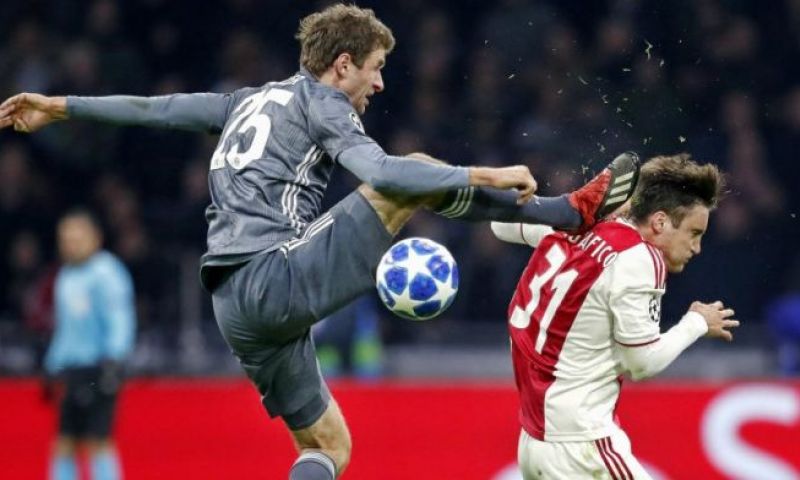 'Ajax moet vrezen voor leegloop, ook Newcastle wil shoppen bij Ajacieden' Afbeelding: 'Ajax moet vrezen voor leegloop, ook Newcastle wil shoppen bij Ajacieden'